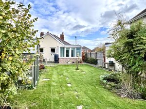 Rear- click for photo gallery